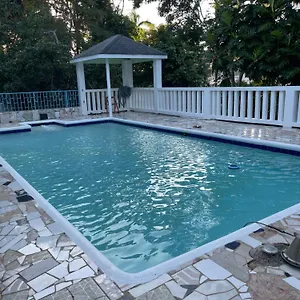 vacation-home-with-private-pool.greaterantilleshotels.net/